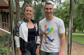На то она и личная. Elina Svitolina Vstretilas S Vladimirom Klichko V Kieve Isport Ua