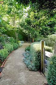 Melbourne Acreage Transformed Into Haven Of Greenery Cottage Garden Design Shade Garden Cottage Garden