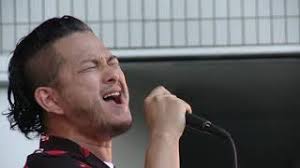 Dare yori mo sono saki e nigedasanakereba ashita wo tsukamerunda oikakete oikakete me ni utsuru subete ima masshiro na kokoro ni shirushite yukou brand new world start me up! Brand New World æ­Œè©ž D 51 ãµã‚ŠãŒãªä»˜ æ­Œè©žæ¤œç´¢ã‚µã‚¤ãƒˆ Utaten