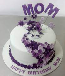 10 Fashionable Birthday Cake Ideas For Mom 2021