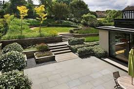 Classical Terraced Garden Modern Garden By Town And Country Gardens Modern Homify Town And Country Gardens Sloped Garden Backyard Landscaping