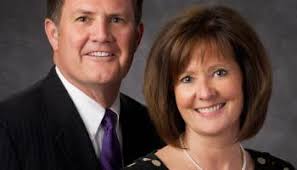 Nuevas presidencias en 21 estacas por todo el mundo