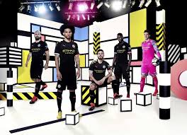 Shop new manchester city mens kits in home, away and third manchester city shirt styles online at shop.mancity.com. Man City Unveil New 2019 20 Puma Home And Away Kit Inspired By Madchester Scene London Evening Standard Evening Standard