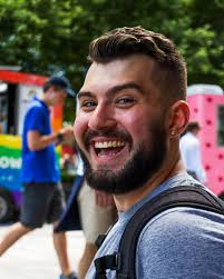 New York-based playwright and actor seeking characters