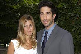 Jennifer aniston and david schwimmer's chemistry was 'very hot topic' on set, friends creators say tv // may 27, 2021 how justin bieber, lady gaga and more guest stars were incorporated into the. Afu4ihtn1l3xbm