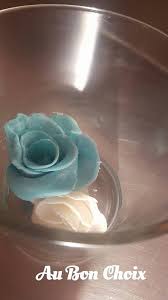 Comment Faire Une Rose En Pate A Sucre A La Main Version Courte Atelier Chocolat Formation Patisserie Pate A Sucre