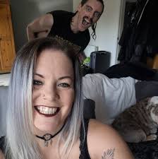 I can't stop crying over my eyebrows 😰