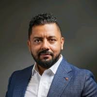 50+ "Omar Lázaro" profiles