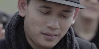 A dadali manting tipeuting ngalayang ka kalayangan f. Lirik Dan Chord Lagu Cinta Bersemi Kembali Dadali