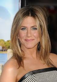 Jennifer Aniston Middle Part Hairstyles 2013 Hairstyles Weekly Jennifer Aniston Hair Jennifer Aniston Haircut Medium Length Hair Styles