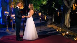 We finally have a premiere date for the bachelor 2020. Nachbericht Zum Finale Der Bachelor 2020 Finale Gestern So Uberraschend Endet Der Bachelor Folge 9 Augsburger Allgemeine