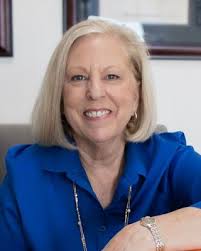 Twila Meyer's Instagram, Twitter & Facebook