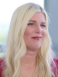 Laura Lynne's Instagram, Twitter & Facebook