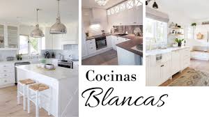 Te desvelamos algunos trucos buenísimos que puedes aplicar para aprovechar al máximo y decorar una cocina pequeña. Ideas De Decoracion Para Cocinas Cocinas En Color Blanco Avanguardia Youtube