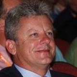 Ian Hitchins Email & Phone Number