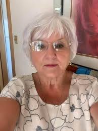 Too short! 🥰✂️ what do you think. Constructive feedback welcome.