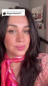 Replying to @Sam.xoxo #greenscreen #meghanmarkle #lookalike #flightattendant