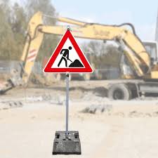 Glücklicherweise behinderte das wetter die bauarbeiten nicht. Achtung Baustelle Schilder Set Mit Verkehrszeichen Nr 123 5 Teilig