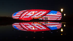 One of the largest financial service providers in the world, allianz is headquartered in munich. Allianz Arena Erstrahlt Am 4 Juli In Us Farben Allianz Arena
