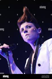 Elly jackson hi-res stock photography and images