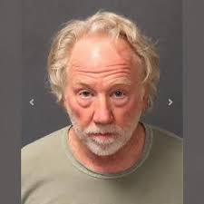 Man Smashes Guinness World Record for Most Reaper Peppers Eaten in 60  Seconds