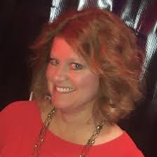 Jennifer Pieper's Instagram, Twitter & Facebook