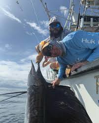 Good fishing with Tom Burton and friends some tunas some sailfish and a  verry good time😎🐟🐟👍🏼🙏🏼
