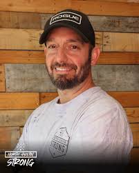 🎉 Happy Birthday to our amazing Coach & Owner, Chris Tennes! 🥳💪  @liftfit_atx Drop your birthday wishes for him in the comments below! 🎂👇