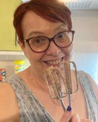 Nadine Moran's Instagram, Twitter & Facebook