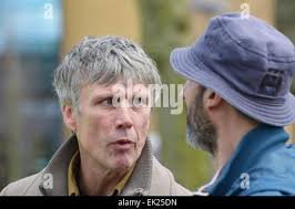 Marco Berry ( Bez dal gruppo felice lunedì ) durante la sua campagna per  raccogliere voti per il suo partito politico, ci sono realtà Foto stock