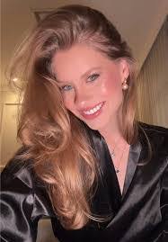 Tanisha Swift's Instagram, Twitter & Facebook