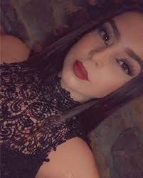 Lacey Owens's Instagram, Twitter & Facebook