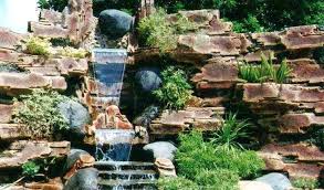 Berikut beberapa gambar tebing air terjun kolam ikan koi/relief 3d sebagai refrensi untuk tebing disarankan menggunakan bahan alami tanpa cat, hal ini untuk mempertahankan kesan alam di taman. Galeri Foto Dekorasi Dan Relief