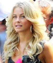 Can you help in any way? Flashback Friday Diy Farrah Fawcett Hair Disco Hair 1970s Hairstyles 70s Hair