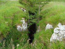 It is 100 feet long and 20 feet wide and long had a reputation for being bottomless. Eldon Hole Ludchurch