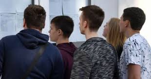 Probele de competențe nu vor fi susținute, ci vor fi echivalate, așa. Taxa De Inscriere La Bacalaureat 2021 Pentru CandidaÈ›ii Din PromoÈ›iile Anterioare MajoratÄƒ La 367 Lei Cuget Liber