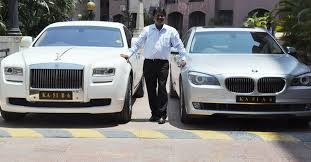 Meet Ramesh Babu, the Billionaire Barber Who Owns 400+ Cars, Including  BMWs, Jaguars & a