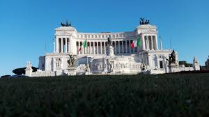 Din preistorie până în zilele noastre, scrisă de alex woolf, prezintă în cele 300 de pagini istoria omenirii de la începuturile sale în africa, în urmă cu şase sau şapte milioane de ani, până la lumea complexă, globalizată a secolului al. Italia ScurteazÄ La Cinci Zile Carantina Pentru CetÄÅ£enii Din Uniunea EuropeanÄ Europa Fm