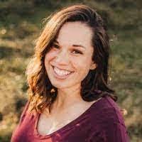 Lori Vernier's Instagram, Twitter & Facebook