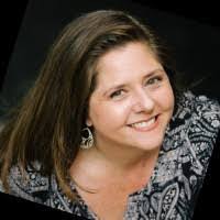 Tina Raymer's Instagram, Twitter & Facebook