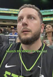 Gabby Williams Shines with Defensive Skills