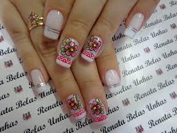 Las siluetas circulares también son otra opción que tenemos que pensar que cada punto del diseño es un complemento de todos estos diseños quiero probarlos en mis dedos. Pin En Unhas
