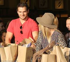 Born november 30, 1985) is an american actress and producer. Henry Cavill And Kaley Cuoco Showcase Their Super New Romance As They Go Hiking And Hold Hands On Their Grocery Shop Daily Mail Online
