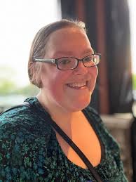 Join us in giving Kristin Clapp some Happy Birthday wishes!! She gives so  much behind the scenes and each weekend to the Knoxville Dragway staff,  racers and fans and we are thankful