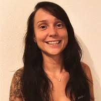 100+ profils pour “Beverly”