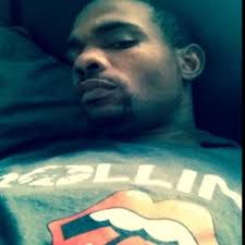 Stream Aaron Edmond music