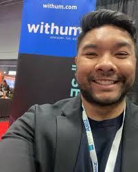 Kimberlee Murphy's Instagram, Twitter & Facebook