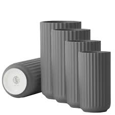 Lyngby is a danish design company that rediscovers and recreates applied arts from our mutual scandinavian design heritage and tradition. Die Dunkelgraue Lyngby Vase Online Bei Conceptroom De