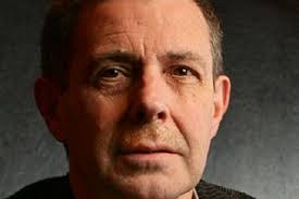 Jon Hewitt's Instagram, Twitter & Facebook