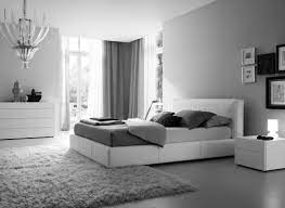 Chambre jaune beige gris noir et deco salon blanc decoration. Chambre Grise Et Blanche 19 Idees Zen Et Modernes Pour Se Demarquer